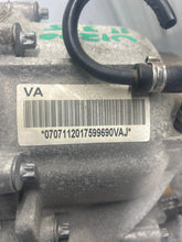 Load image into Gallery viewer, TRANSFER CASE BMW 530xi 528xi 328xi 332xi 2006 06 2007 07 2008 08 09 2010 10 - NW685978