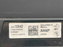 Load image into Gallery viewer, Speedometer Cluster SIERRA 2500 PICKUP 2016 - NW686588