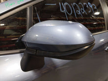 Load image into Gallery viewer, SIDE VIEW DOOR MIRROR - NW687111