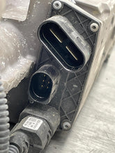 Load image into Gallery viewer, POWER STEERING GEAR Audi A4 A5 Allroad RS5 S4 S5 13 14 15 16 - NW687287