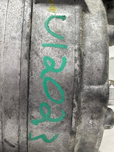Load image into Gallery viewer, Ac compressor Volvo V70 S40 V40 C30 04 05 06 - 10 - NW687106