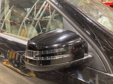 Load image into Gallery viewer, SIDE VIEW DOOR MIRROR Gl350 Gl450 Gl550 GL63 AMG ML350 12-16 Right - NW688419