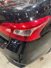 Load image into Gallery viewer, OUTER TAIL LIGHT LAMP Nissan Sentra 16 17 18 19 Right - NW688861