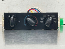 Load image into Gallery viewer, Temperature Controls Ford Mustang 1995 - NW689837