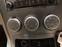 Load image into Gallery viewer, TEMPERATURE CONTROLS Subaru Forester 2007 07 2008 08 - NW689568