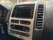 Load image into Gallery viewer, Radio Ford Edge 2007 - NW689627