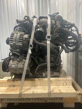 Load image into Gallery viewer, ENGINE MOTOR - NW690659