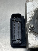 Load image into Gallery viewer, ABS Pump FORD E350 VAN 2019 - NW691017
