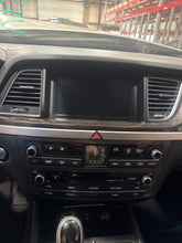 Load image into Gallery viewer, Radio Hyundai Genesis 2015 - NW691683