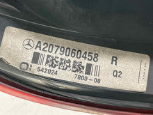 Load image into Gallery viewer, OUTER TAIL LIGHT LAMP E300 E350 E400 E550 E63 10 11 12 13 Right - NW693289