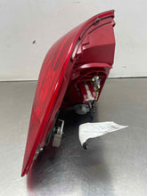 Load image into Gallery viewer, TAIL LIGHT LAMP ASSEMBLY Gl350 Gl450 Gl550 GL63 AMG 13-16 Right - NW693559