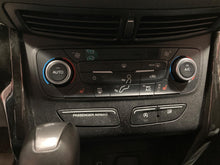 Load image into Gallery viewer, Temperature Controls Ford Escape 2018 - NW694177