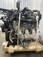 Load image into Gallery viewer, Engine Motor SAVANA 2500 VAN 2020 - NW694555