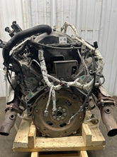 Load image into Gallery viewer, Engine Motor SAVANA 2500 VAN 2020 - NW694555