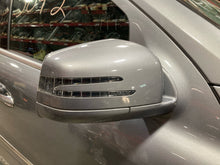 Load image into Gallery viewer, SIDE VIEW DOOR MIRROR Gl350 Gl450 Gl550 ML350 ML450 ML550 11-12 Right - NW694642