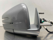 Load image into Gallery viewer, SIDE VIEW DOOR MIRROR Gl350 Gl450 Gl550 ML350 ML450 ML550 11-12 Right - NW694642