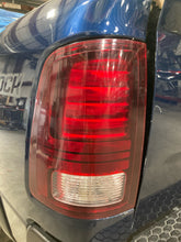 Load image into Gallery viewer, TAIL LIGHT LAMP 1500 Pickup 2500 Pickup 3500 Pickup 09-14 Left - NW694609