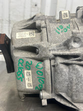Load image into Gallery viewer, Transfer Case MERCEDES C-CLASS 2020 - NW696010