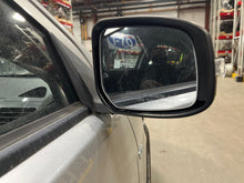 Load image into Gallery viewer, SIDE VIEW DOOR MIRROR - NW696343