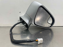 Load image into Gallery viewer, SIDE VIEW DOOR MIRROR Toyota Venza 2015 15 2016 16 Right - NW697825