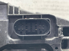 Load image into Gallery viewer, HEADLIGHT LAMP ASSEMBLY C250 C300 C350 C63 2015 15 2016 16 Left - NW699372