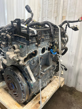 Load image into Gallery viewer, Engine Motor Buick C-MAX 2017 - NW697875