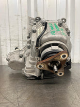 Load image into Gallery viewer, TRANSFER CASE 228I 320i 328D 328i 328I GT 428i 435i 528i M235I 12-18 - NW698726