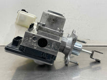 Load image into Gallery viewer, ABS Pump SILVERADO 1500 PICKUP 2019 - NW700252