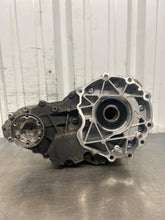 Load image into Gallery viewer, TRANSFER CASE 2017 17 - NW700096