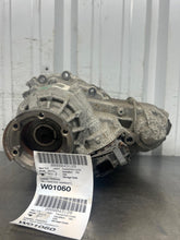 Load image into Gallery viewer, TRANSFER CASE 2017 17 - NW700096