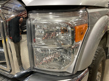 Load image into Gallery viewer, HEADLIGHT LAMP ASSEMBLY F250SD Pickup F350SD Pickup 11-16 Left - NW700129