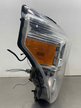Load image into Gallery viewer, HEADLIGHT LAMP ASSEMBLY F250SD Pickup F350SD Pickup 11-16 Right - NW700130