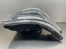 Load image into Gallery viewer, HEADLIGHT LAMP ASSEMBLY F250SD Pickup F350SD Pickup 11-16 Right - NW700130