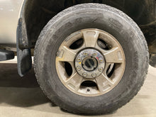 Load image into Gallery viewer, WHEEL RIM F250SD Pickup F350SD Pickup 09-16 18x8 ALUM 18x8, 8 lug, 170mm - NW700021