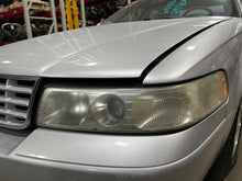 Load image into Gallery viewer, Headlight Lamp Assembly Cadillac Seville 1999 - NW700914