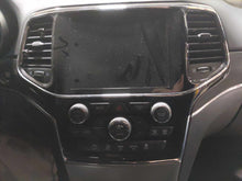 Load image into Gallery viewer, Temperature Controls GRAND CHEROKEE 2020 - NW703045