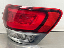 Load image into Gallery viewer, TAIL LIGHT LAMP ASSEMBLY Grand Cherokee 15 16 17 18 19 20 Right - NW702811