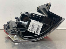 Load image into Gallery viewer, TAIL LIGHT LAMP ASSEMBLY Grand Cherokee 15 16 17 18 19 20 Right - NW702811