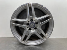 Load image into Gallery viewer, WHEEL RIM E300 E350 E400 E550 E63 11-13 18x8-1/2 - NW702994