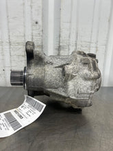 Load image into Gallery viewer, TRANSFER CASE QX60 Murano Murano Cross Cabriolet Pathfinder 13-17 - NW702778