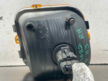 Load image into Gallery viewer, Park Lamp Light Hummer H3 2010 - NW702813