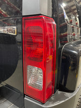 Load image into Gallery viewer, TAIL LIGHT LAMP ASSEMBLY Hummer H3 06 07 08 09 10 Right - NW702809