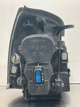 Load image into Gallery viewer, HEADLIGHT LAMP ASSEMBLY Cadillac SRX 04 05 06 07 08 09 Left - NW703555