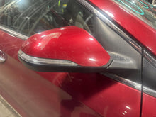 Load image into Gallery viewer, Side View Door Mirror Hyundai Sonata 2016 - NW705760