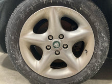 Load image into Gallery viewer, Wheel Rim Jaguar XK8 2001 - NW706254