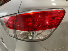 Load image into Gallery viewer, OUTER TAIL LIGHT LAMP Nissan Pathfinder 13 14 15 16 Right - NW707786