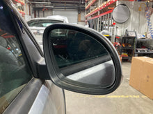 Load image into Gallery viewer, DOOR MIRROR POWER REMOTE Tiguan 09 10 11 12 13 14 Right - NW708814