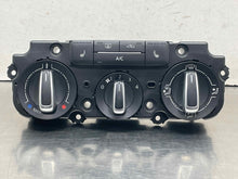 Load image into Gallery viewer, Temperature Controls Volkswagen Beetle 2013 - NW708346