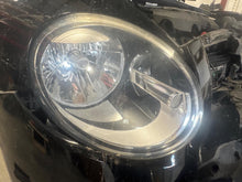 Load image into Gallery viewer, HEADLIGHT LAMP ASSEMBLY Beetle 12 13 14 15 16 17 18 19 Right - NW708371