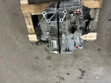 Load image into Gallery viewer, TRANSMISSION Kia Sorento 2019 19 2020 20 AWD - DG156706